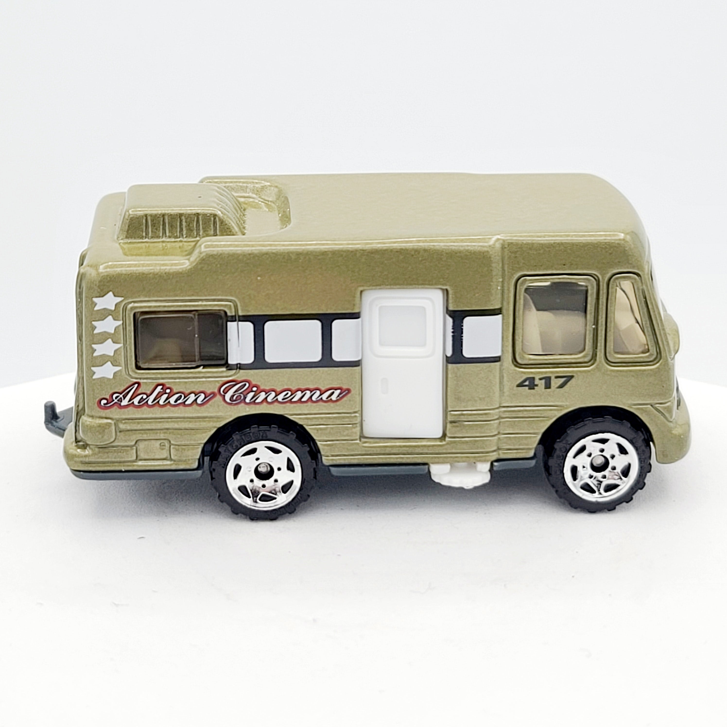 Matchbox Truck Camper RV "Action Cinema" (2005 MBX Hitch & Haul Set Exclusive)
